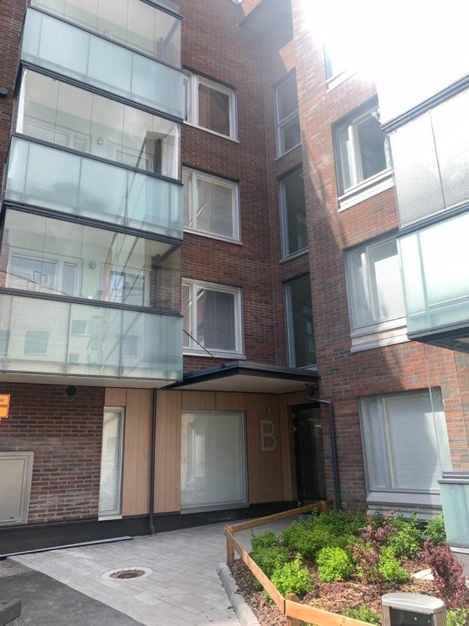 Modern City Apartment With Sauna Nearby The Airport วานตา ภายนอก รูปภาพ